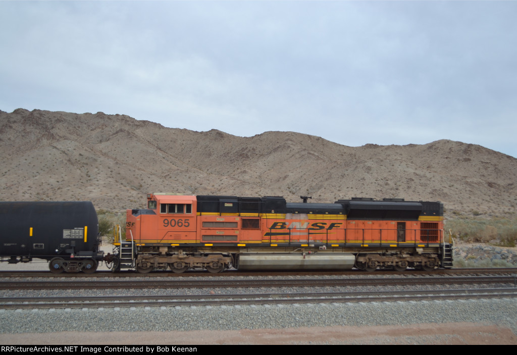 BNSF 9065